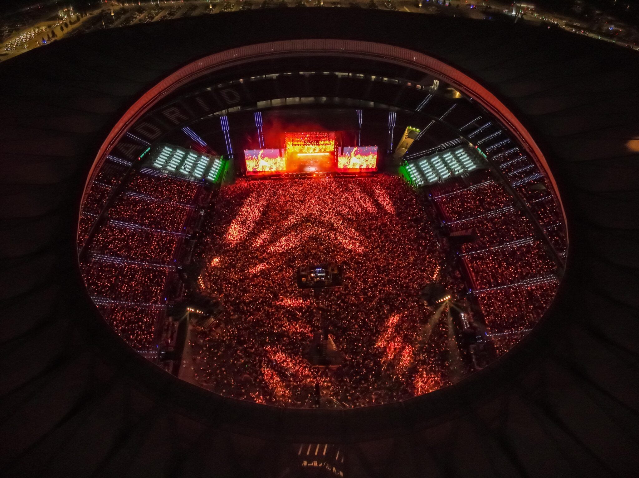 Estopa's 25th Anniversary Tour Shines Bright with Claypaky Fixtures